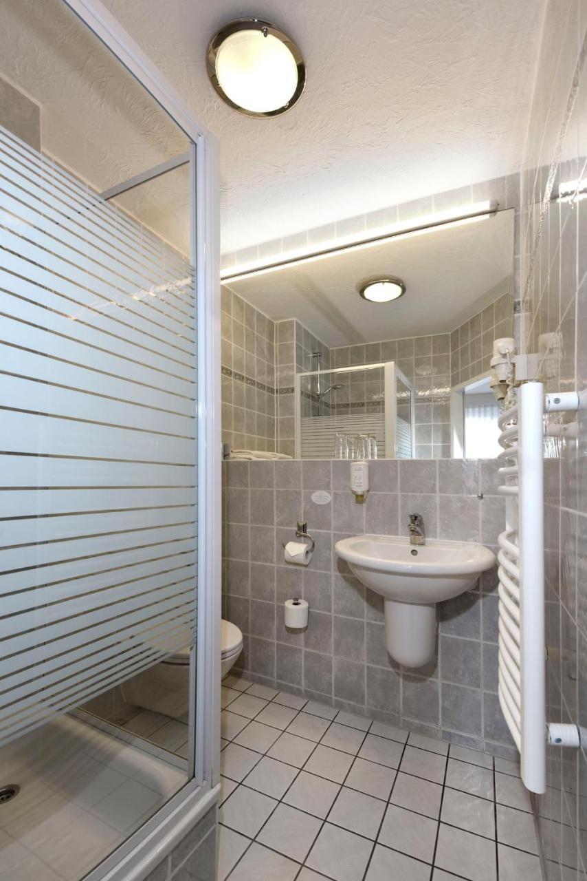 Lat Hotel & Apartmenthaus Berlin Eisenhüttenstadt エクステリア 写真